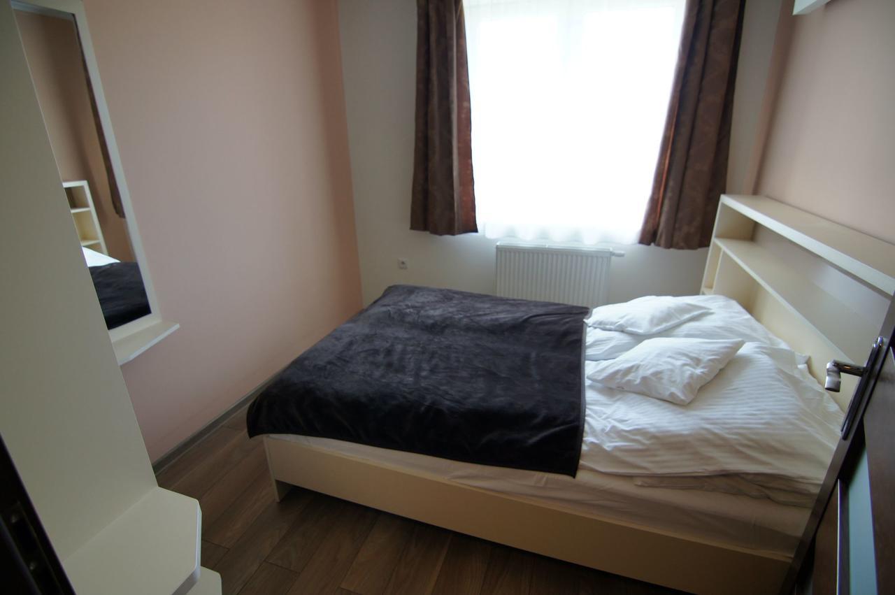 Wczasy Royal Apartment ยาสตาร์เนีย ภายนอก รูปภาพ