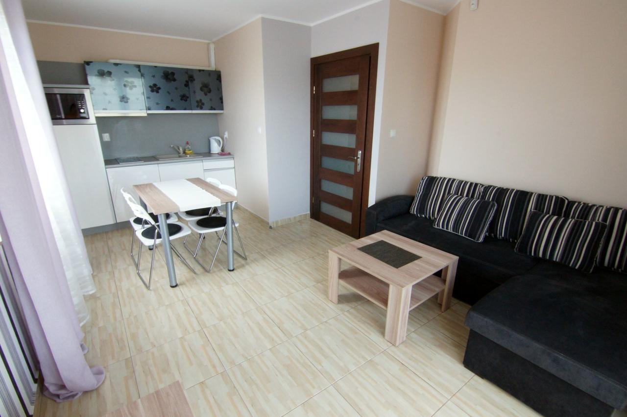 Wczasy Royal Apartment ยาสตาร์เนีย ภายนอก รูปภาพ