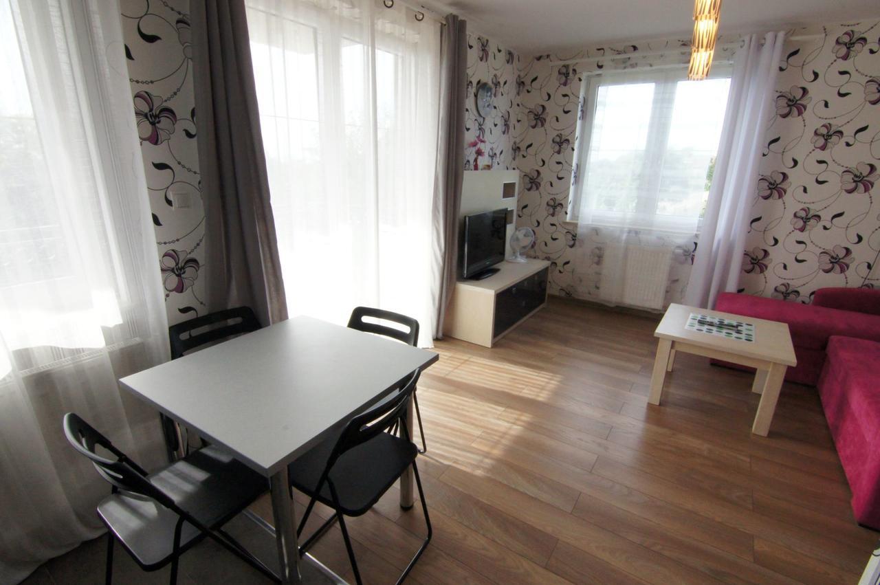 Wczasy Royal Apartment ยาสตาร์เนีย ภายนอก รูปภาพ