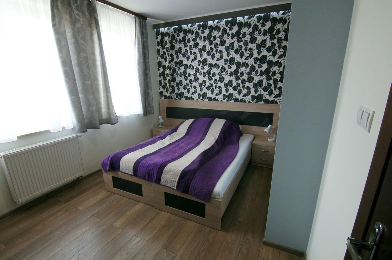 Wczasy Royal Apartment ยาสตาร์เนีย ภายนอก รูปภาพ