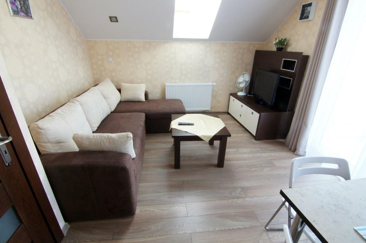 Wczasy Royal Apartment ยาสตาร์เนีย ภายนอก รูปภาพ