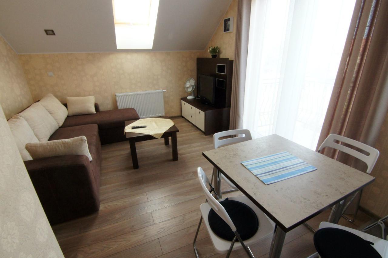 Wczasy Royal Apartment ยาสตาร์เนีย ภายนอก รูปภาพ