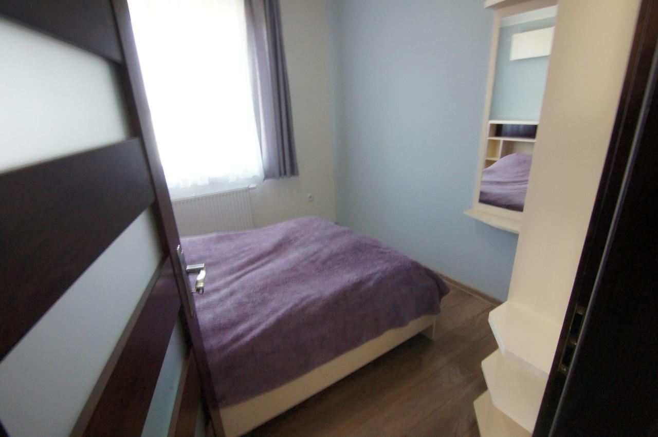Wczasy Royal Apartment ยาสตาร์เนีย ภายนอก รูปภาพ